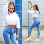 Preview: Moderne Stretch-Jeans mit Elastikbund und Bindebändchen - bluewashed