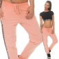 Preview: Legere Baumwoll Feizeithose mit Schriftzug-Patch in apricot