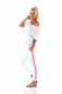 Preview: Figurbetontes Shirt mit Glossy-Silber-Print - weiß