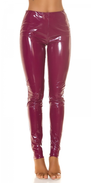 Heiße Hose im Latexlook mit Zierschnürung in violett