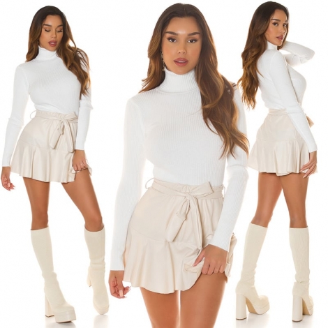 Figurbetonter Basic Rollkragen-Pullover in Ripp-Optik - weiß