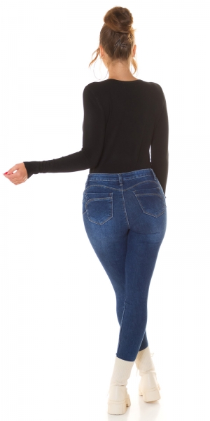 Figurbetonter Glattstrick-Pullover mit V-Ausschnitt - schwarz
