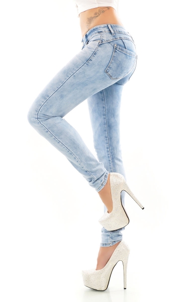 Slim Fit Schnee Jeans mit Push Up Effekt in acid blue
