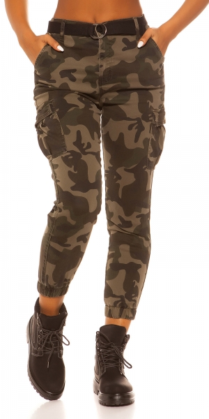 Camouflage Jeans mit Pattentaschen