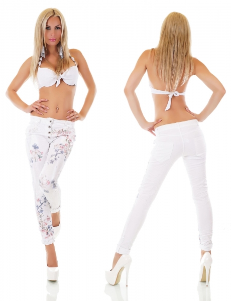 Sommerliche Röhrenhose mit bunten Prints und Metallic-Effekten in weiß