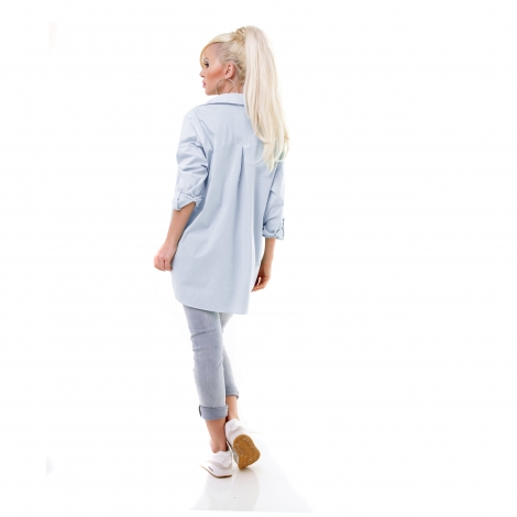 Legere geschnittene Bluse mit Glitzerapplikationen - blau