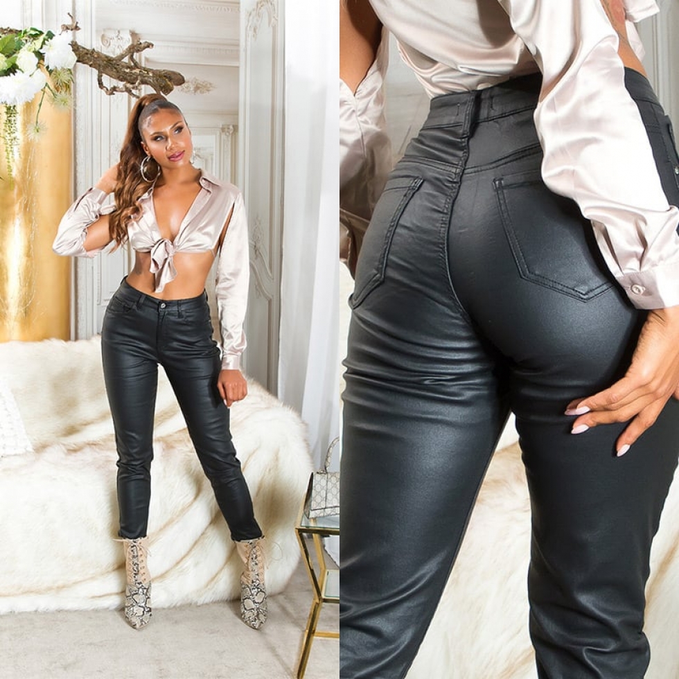 Highwaist Kunstlederhose im Boyfriend-Style - schwarz