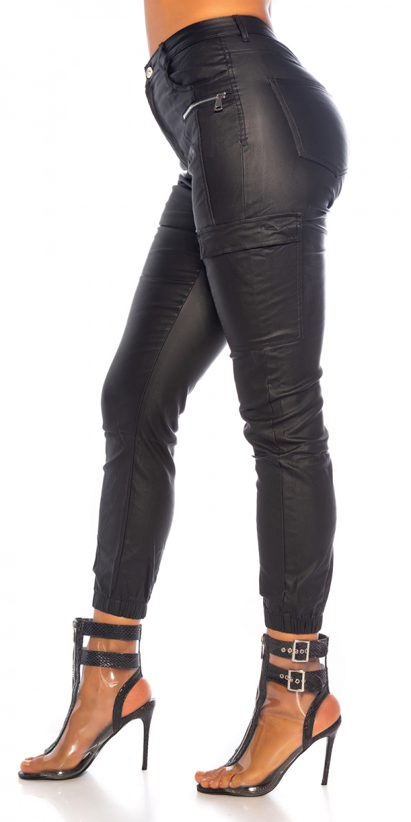 Sexy Lederlook-Hose im Cargo-Design - schwarz