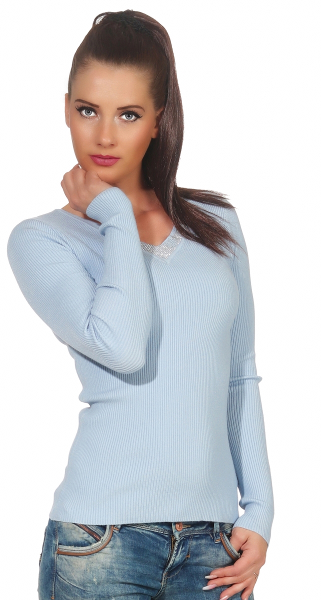 Taillierter Feinstrick-Pullover mit Strass-Verzierung - angelblue