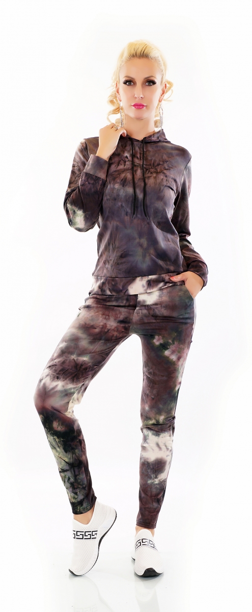 Schöner Nicki-Anzug im Batik-Look - aubergine