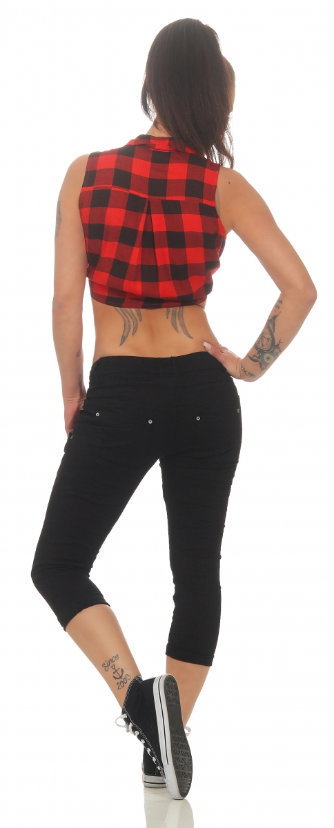 Capri-Jeans mit diagonaler Knopfleiste und Zipper in schwarz
