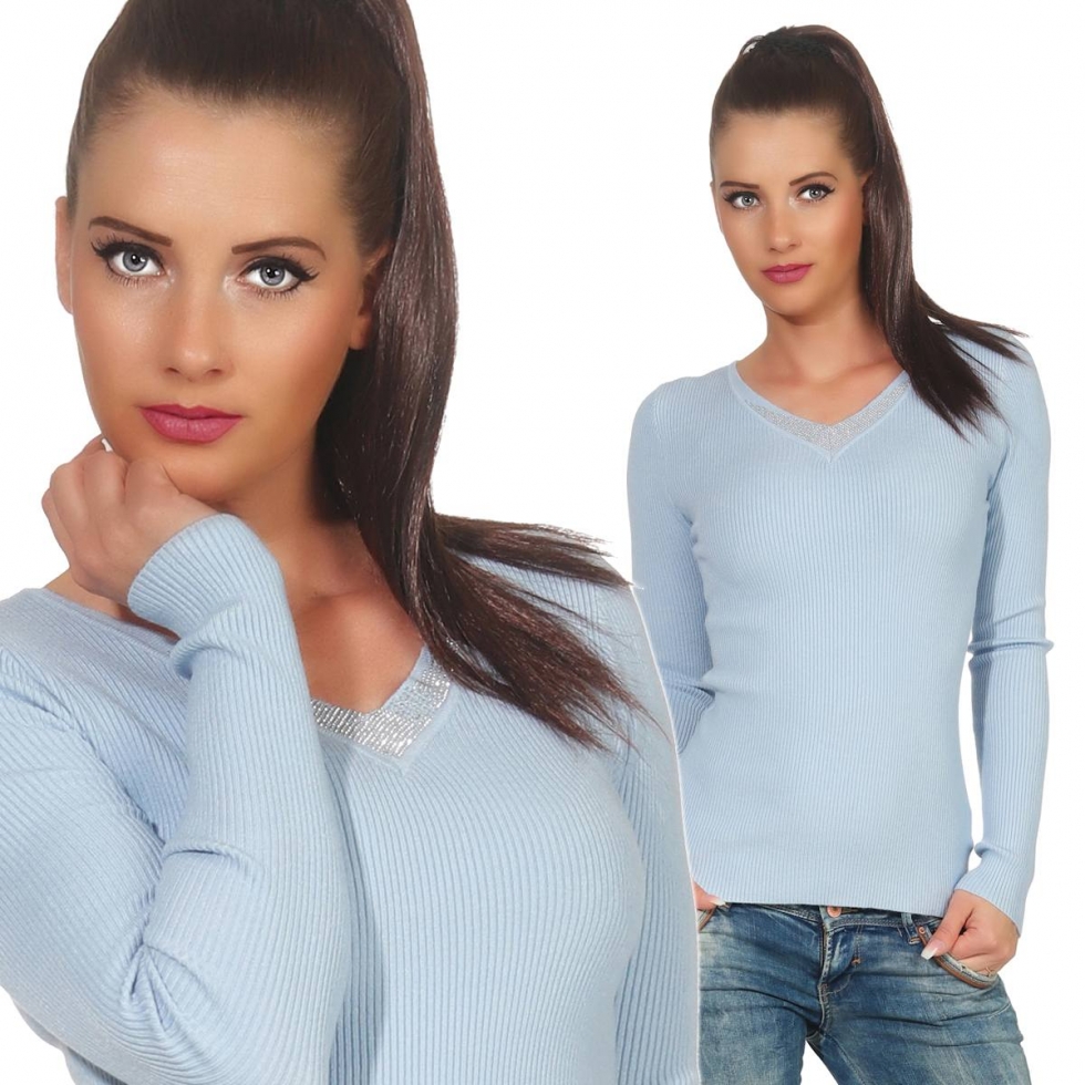 Taillierter Feinstrick-Pullover mit Strass-Verzierung - angelblue