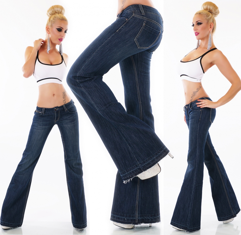 Modische Flare Cut Jeans mit Vintage-Effekten in blue washed