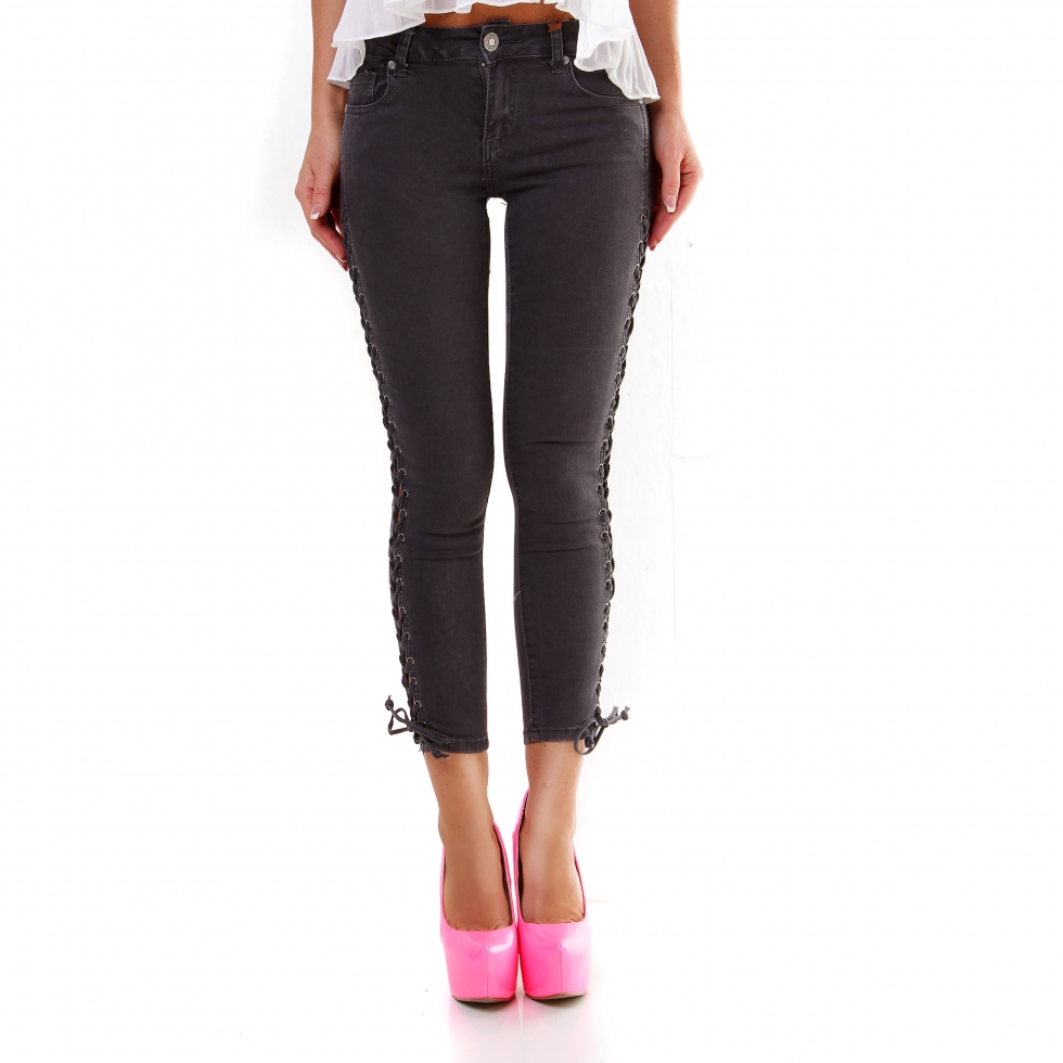 Sexy 7/8-Jeans mit seitlicher Schnürung in vintage black
