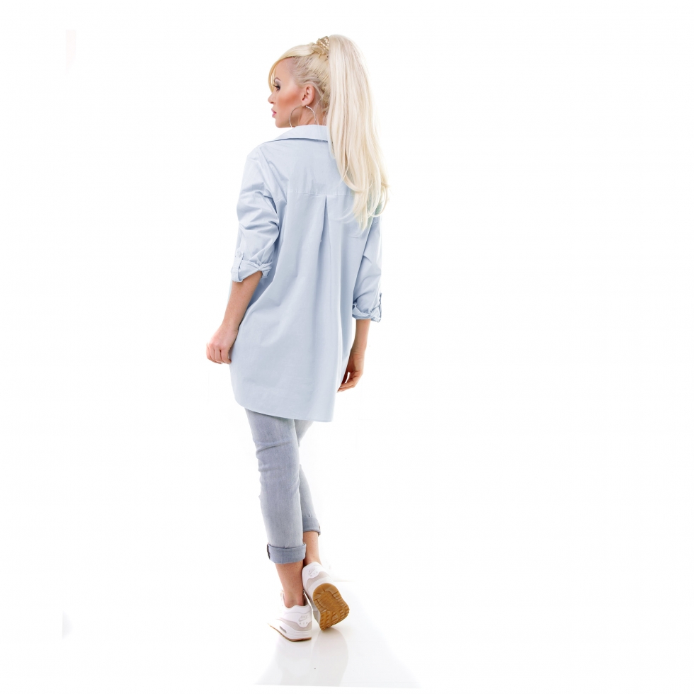 Legere geschnittene Bluse mit Glitzerapplikationen - blau