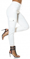 Modische High Waist Cargo Hose in weiß