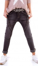 Modische Crash-Jeans im Boyfriend-Style mit Zier-Buttons in vintage black
