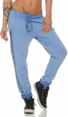 Legere Baumwoll Feizeithose mit Schriftzug-Patch in blau