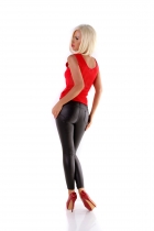 Preview: Edles ärmelloses Top mit funkelnder Strass-Applikation - rot