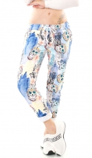 Modische Freizeithose mit frechen Skull-Prints in multicolor/blau