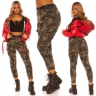 Preview: Cargo-Jeans mit Pattentaschen und Gürtel - camouflage