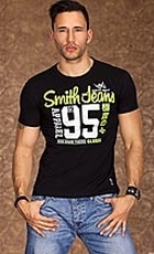 T-Shirt mit großem Nummern-Print in schwarz