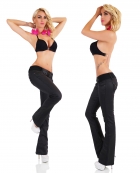 Preview: Bootcut-Jeans im seidigen Wetlook mit Stretch-Gürtel in schwarz