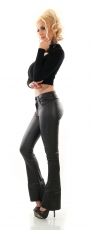Preview: Modische Bootcut-Hose im Kunstleder-Look - schwarz